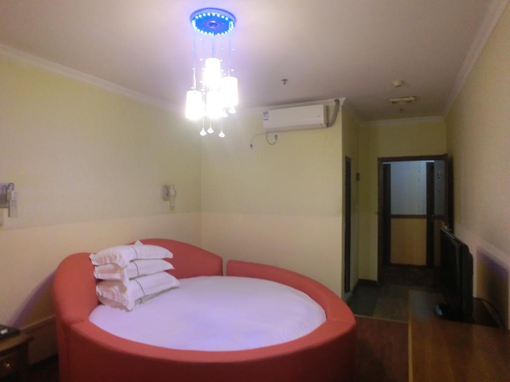 Guangzhou Jingdu Hotel Bilik gambar